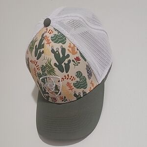 Cactus Print Cap - White and Green